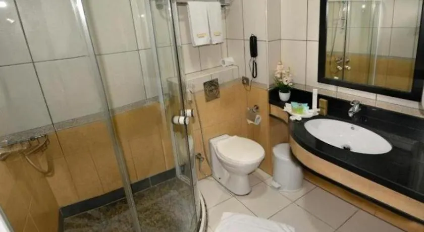 **  Eureka Hotel Dubai Emirati Arabi Uniti